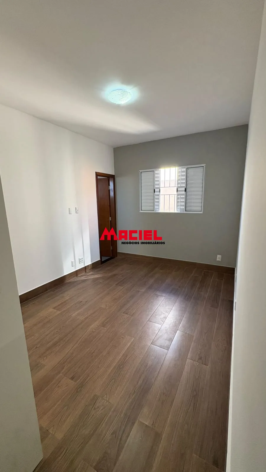 Alugar Casa / Sobrado em S&atilde;o Jos&eacute; dos Campos R$ 4.000,00 - Foto 21