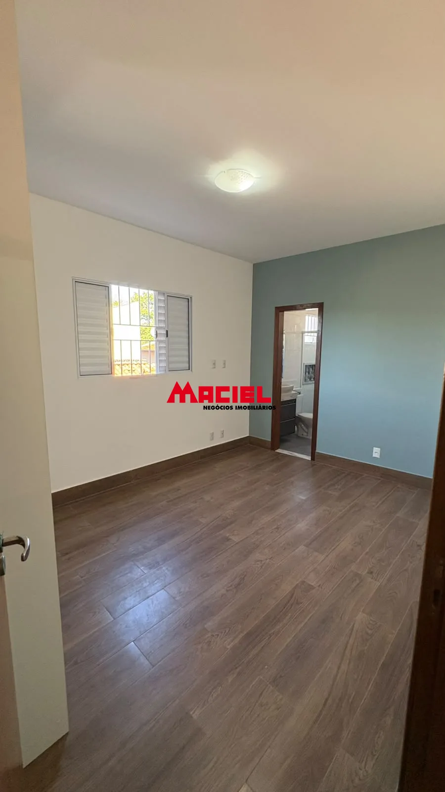 Alugar Casa / Sobrado em S&atilde;o Jos&eacute; dos Campos R$ 4.000,00 - Foto 19