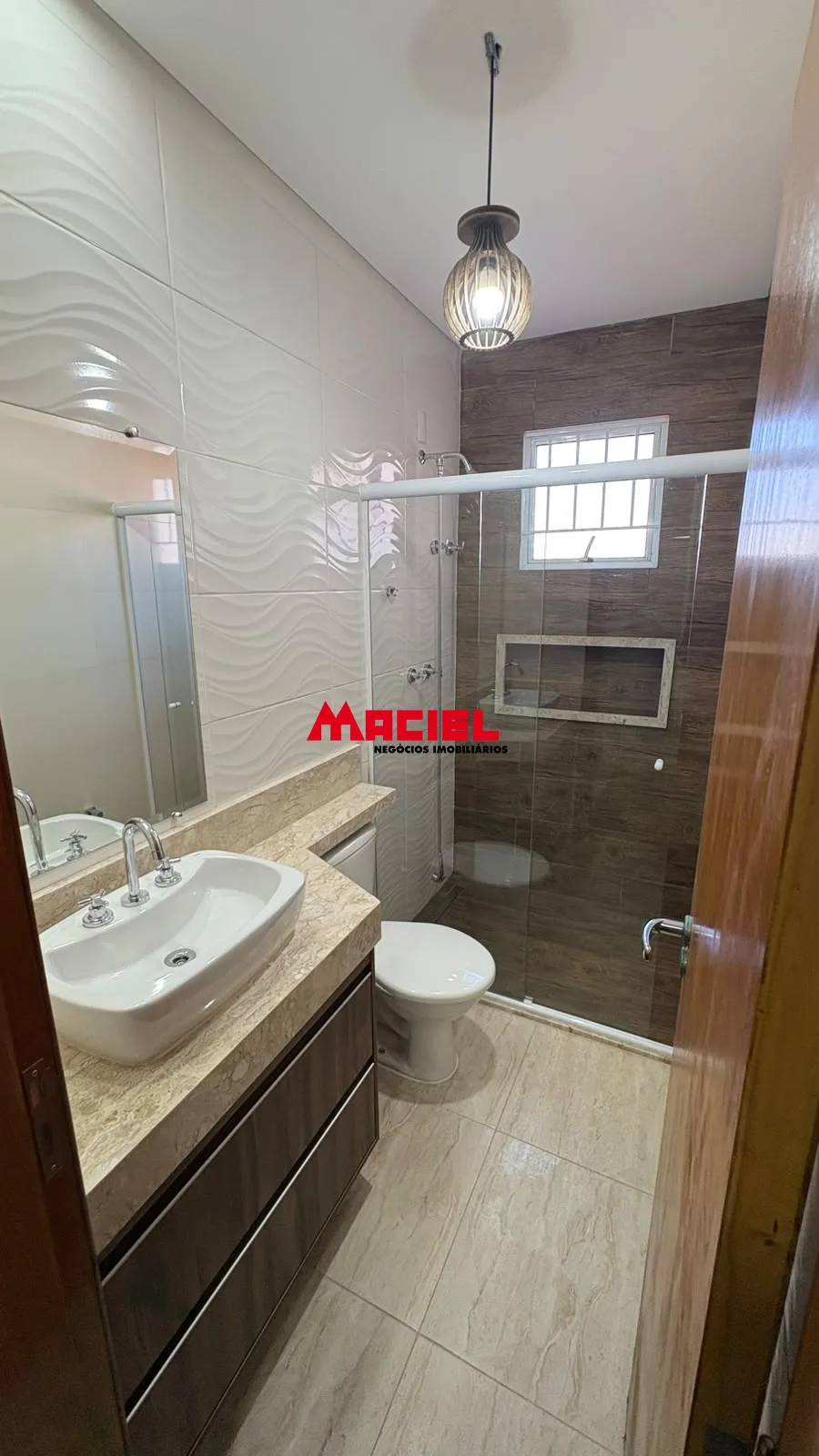 Alugar Casa / Sobrado em S&atilde;o Jos&eacute; dos Campos R$ 4.000,00 - Foto 17