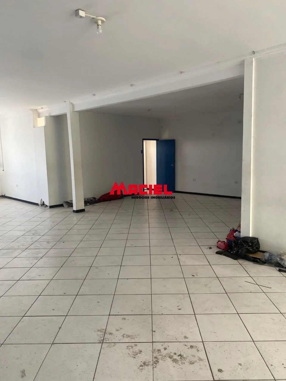 Alugar Comercial / Pr&eacute;dio em S&atilde;o Jos&eacute; dos Campos R$ 14.000,00 - Foto 1