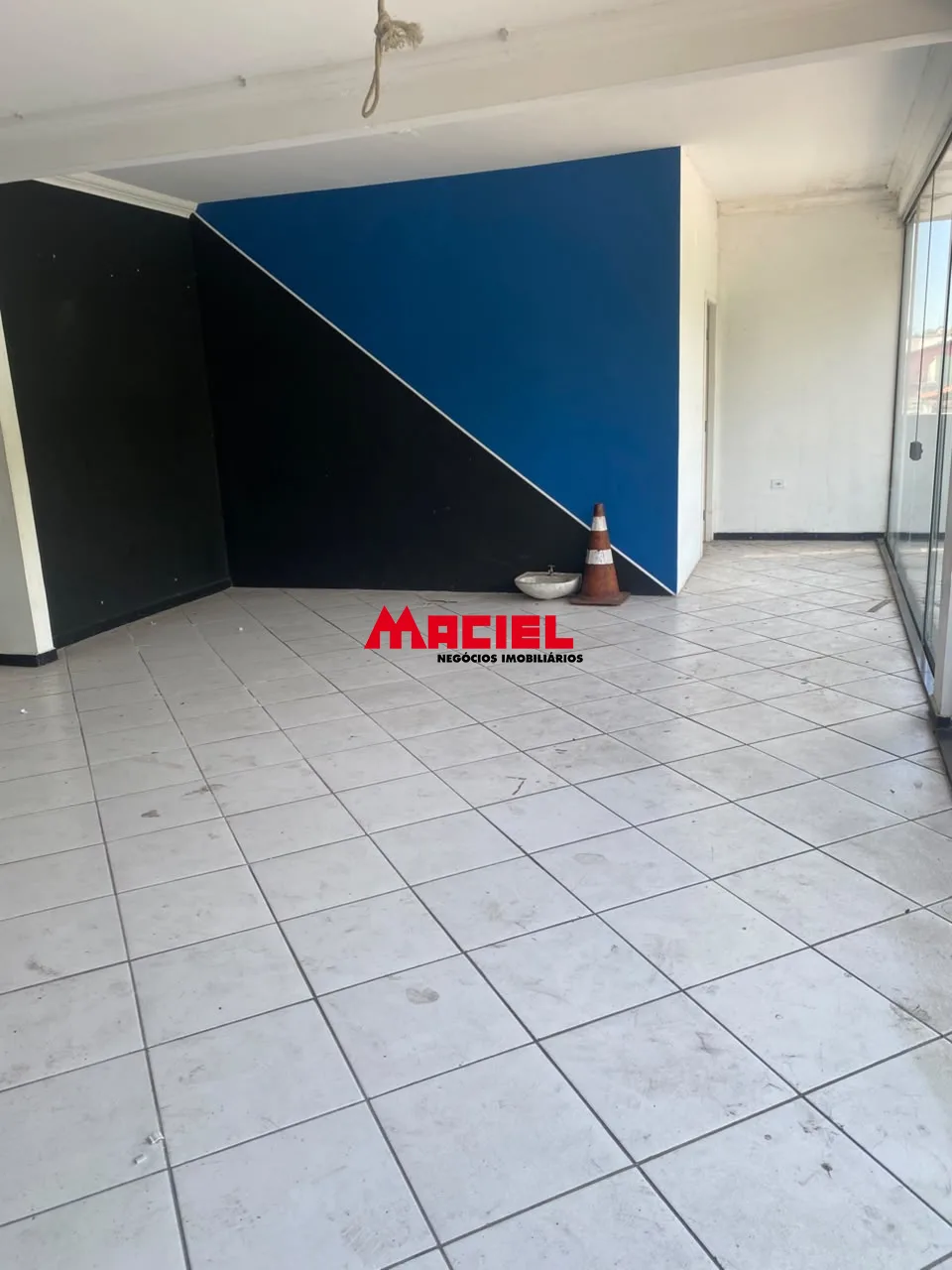 Alugar Comercial / Pr&eacute;dio em S&atilde;o Jos&eacute; dos Campos R$ 14.000,00 - Foto 3
