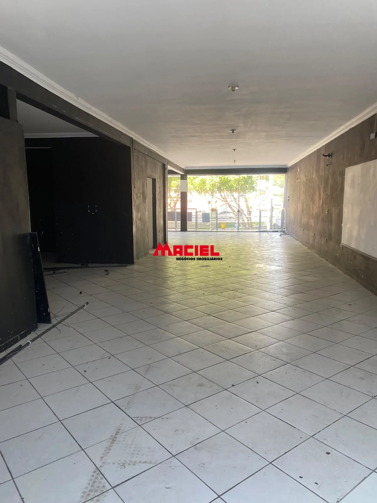 Alugar Comercial / Pr&eacute;dio em S&atilde;o Jos&eacute; dos Campos R$ 14.000,00 - Foto 8