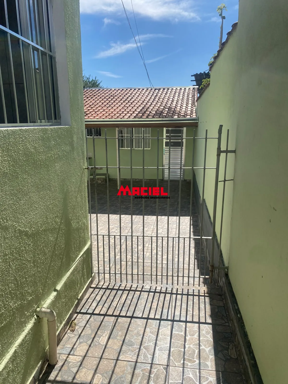 Alugar Casa / Padr&atilde;o em S&atilde;o Jos&eacute; dos Campos R$ 2.500,00 - Foto 5