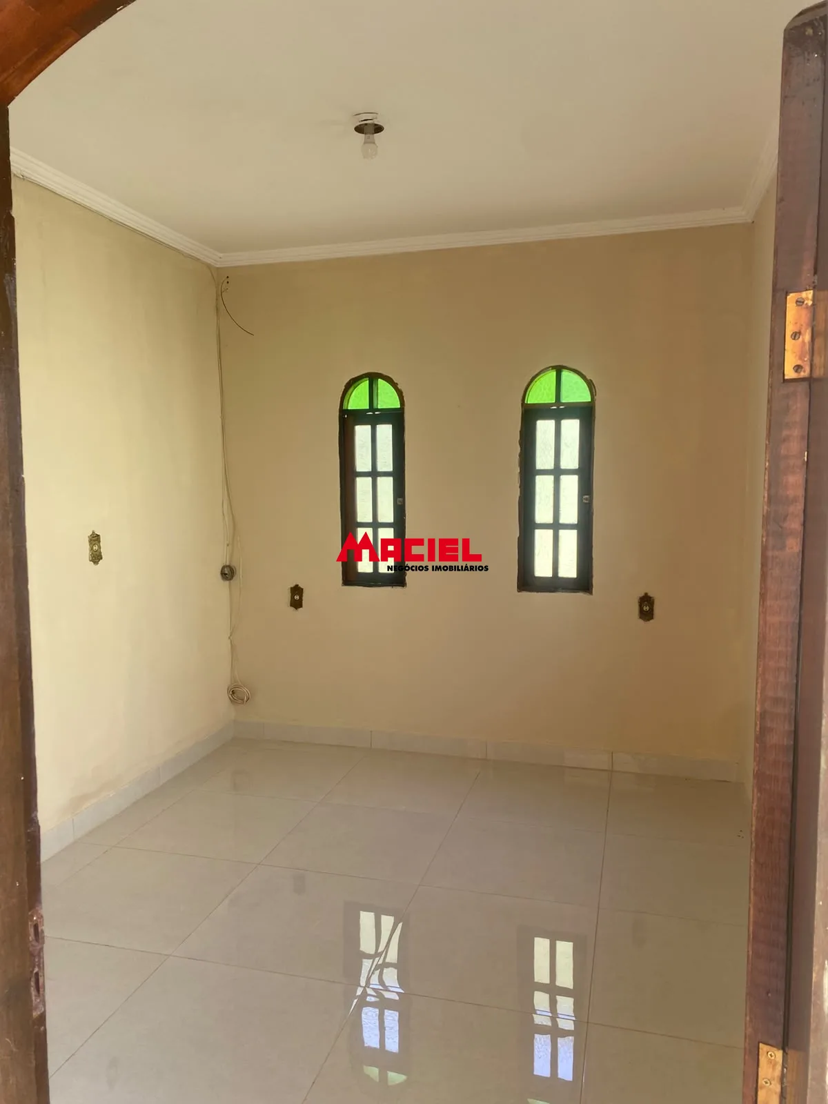 Alugar Casa / Padr&atilde;o em S&atilde;o Jos&eacute; dos Campos R$ 2.500,00 - Foto 8