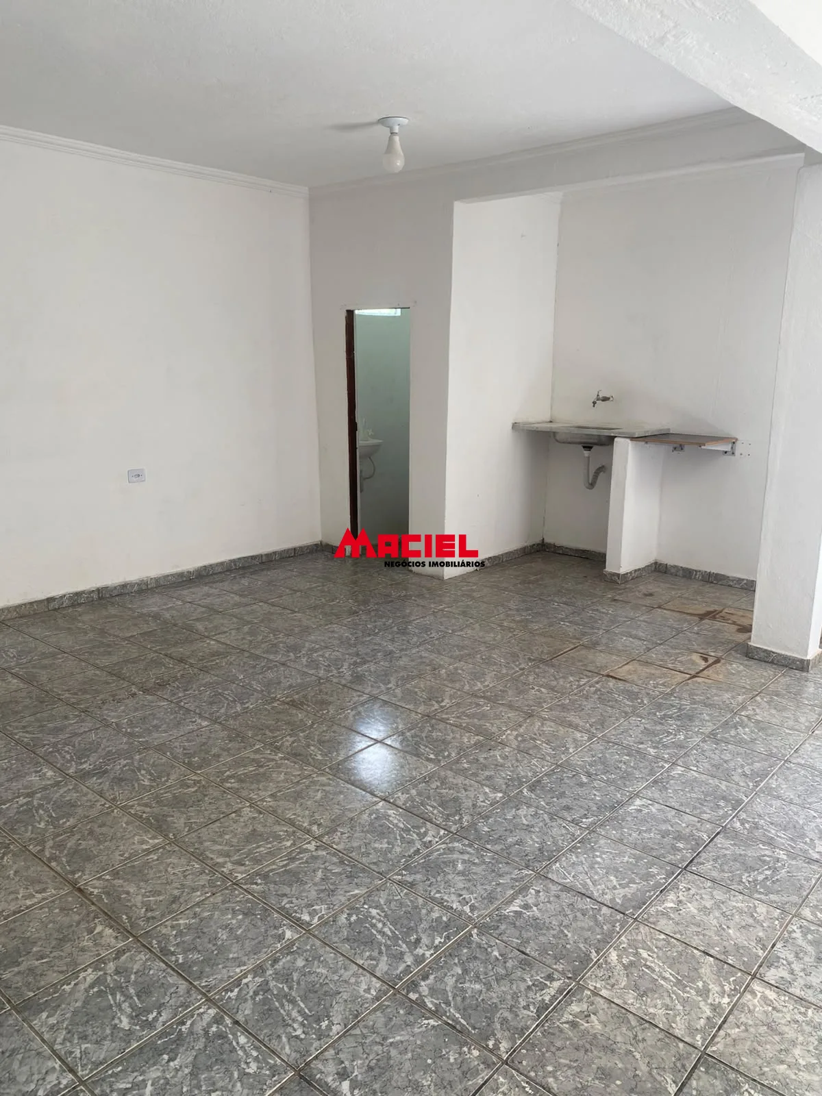 Alugar Casa / Padr&atilde;o em S&atilde;o Jos&eacute; dos Campos R$ 2.500,00 - Foto 13
