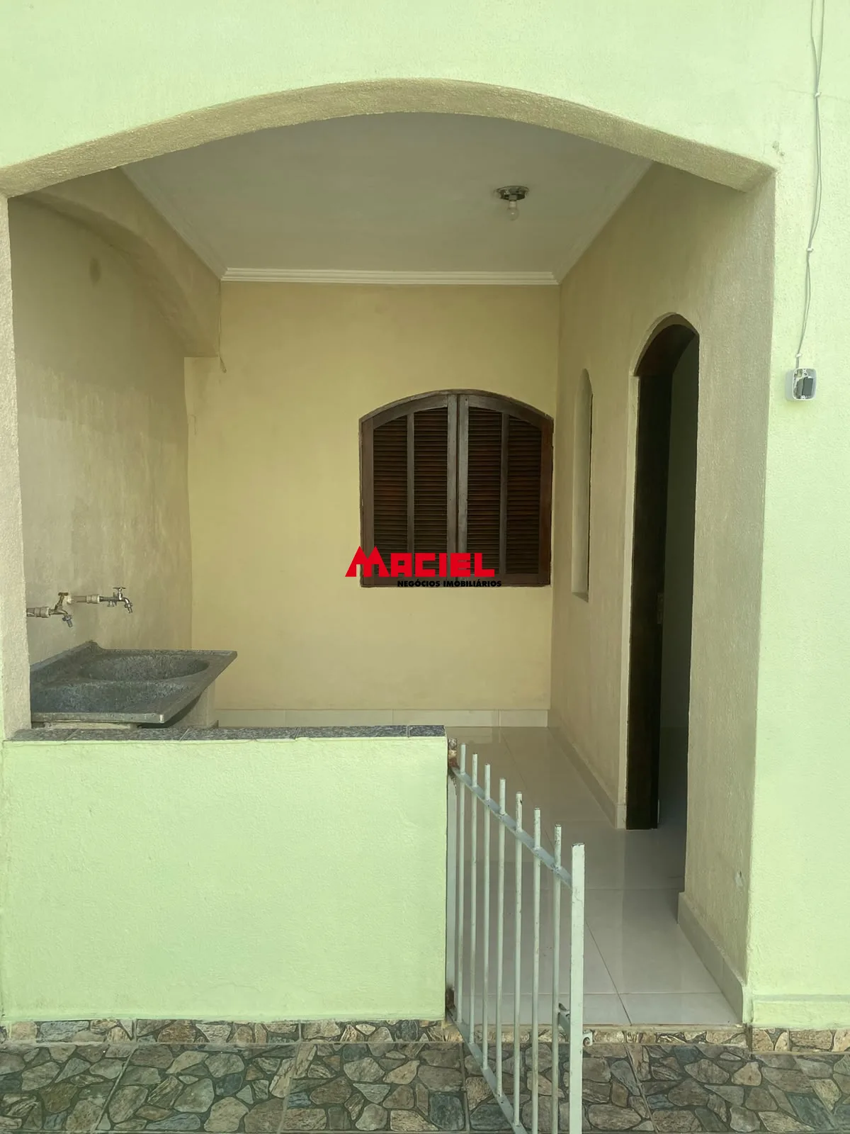 Alugar Casa / Padr&atilde;o em S&atilde;o Jos&eacute; dos Campos R$ 2.500,00 - Foto 14