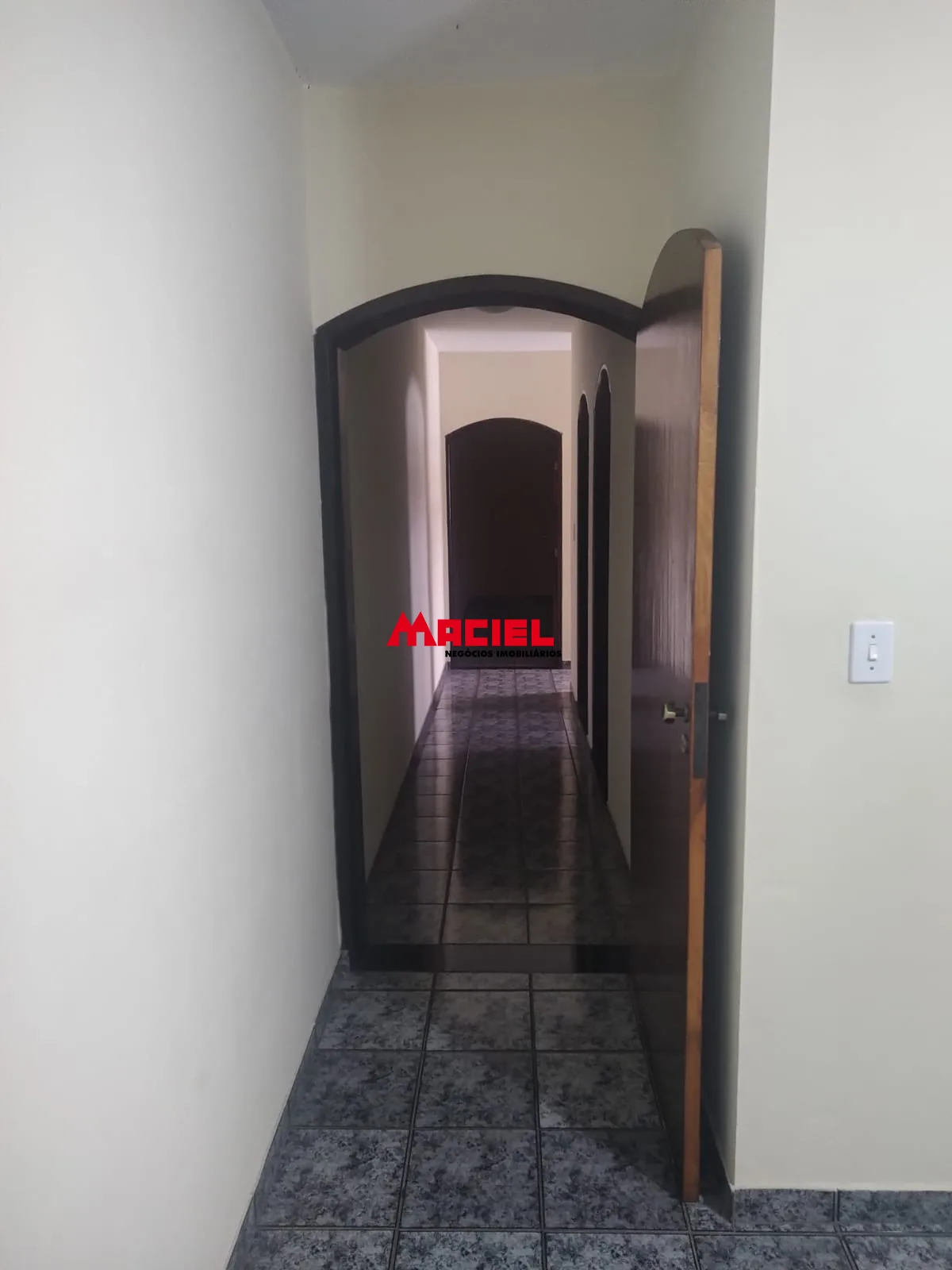 Comprar Casa / Sobrado em S&atilde;o Jos&eacute; dos Campos R$ 810.000,00 - Foto 2