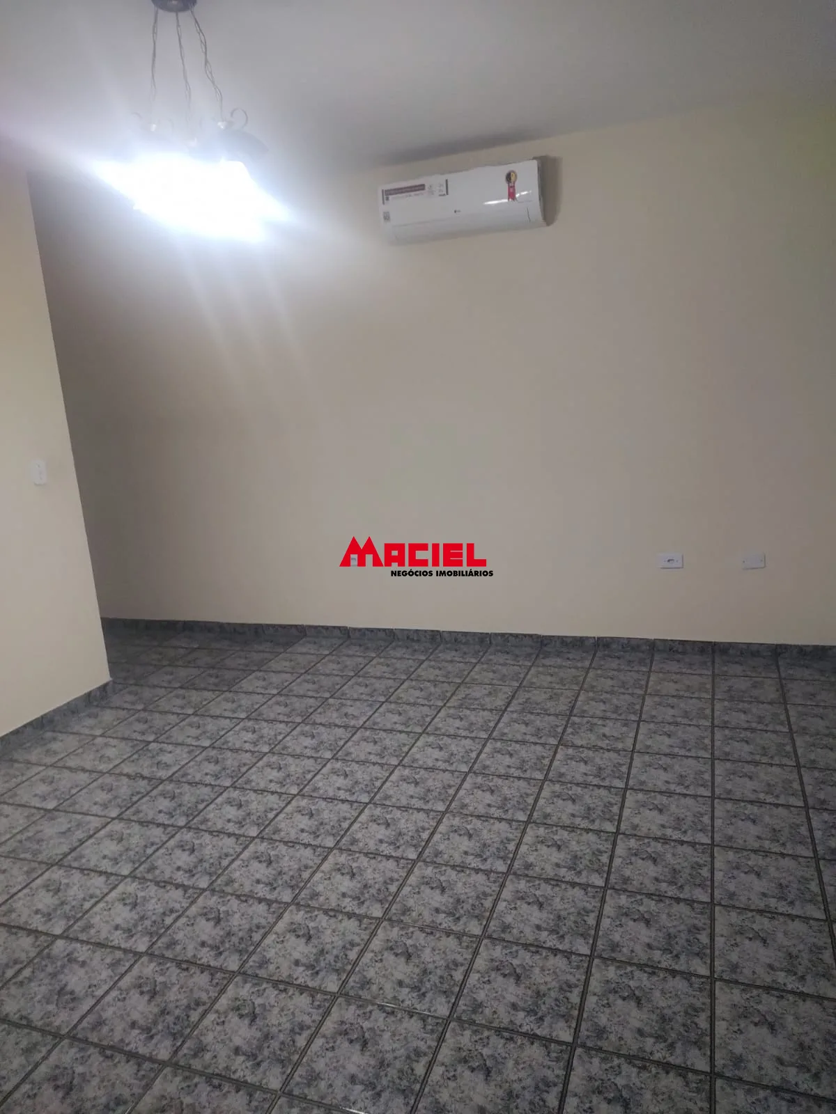 Comprar Casa / Sobrado em S&atilde;o Jos&eacute; dos Campos R$ 810.000,00 - Foto 10