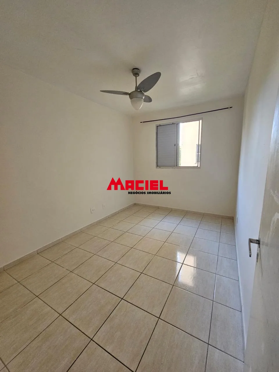Alugar Apartamento / Padr&atilde;o em Jacare&iacute; R$ 1.200,00 - Foto 2