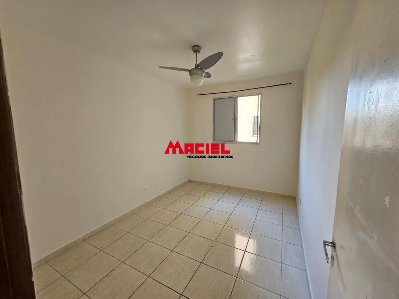 Alugar Apartamento / Padr&atilde;o em Jacare&iacute; R$ 1.200,00 - Foto 4