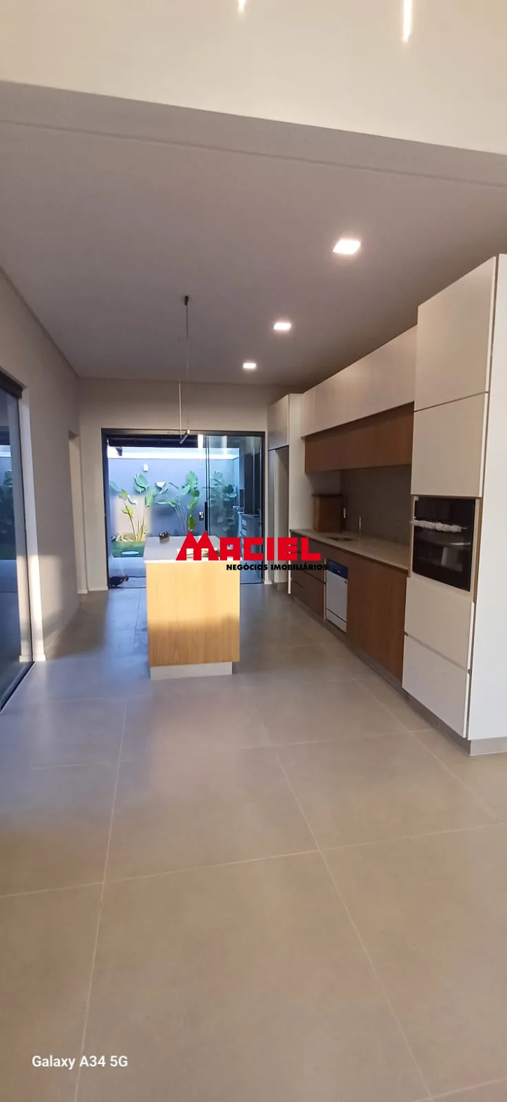 Comprar Casa / Padr&atilde;o em Jacare&iacute; R$ 636.000,00 - Foto 1