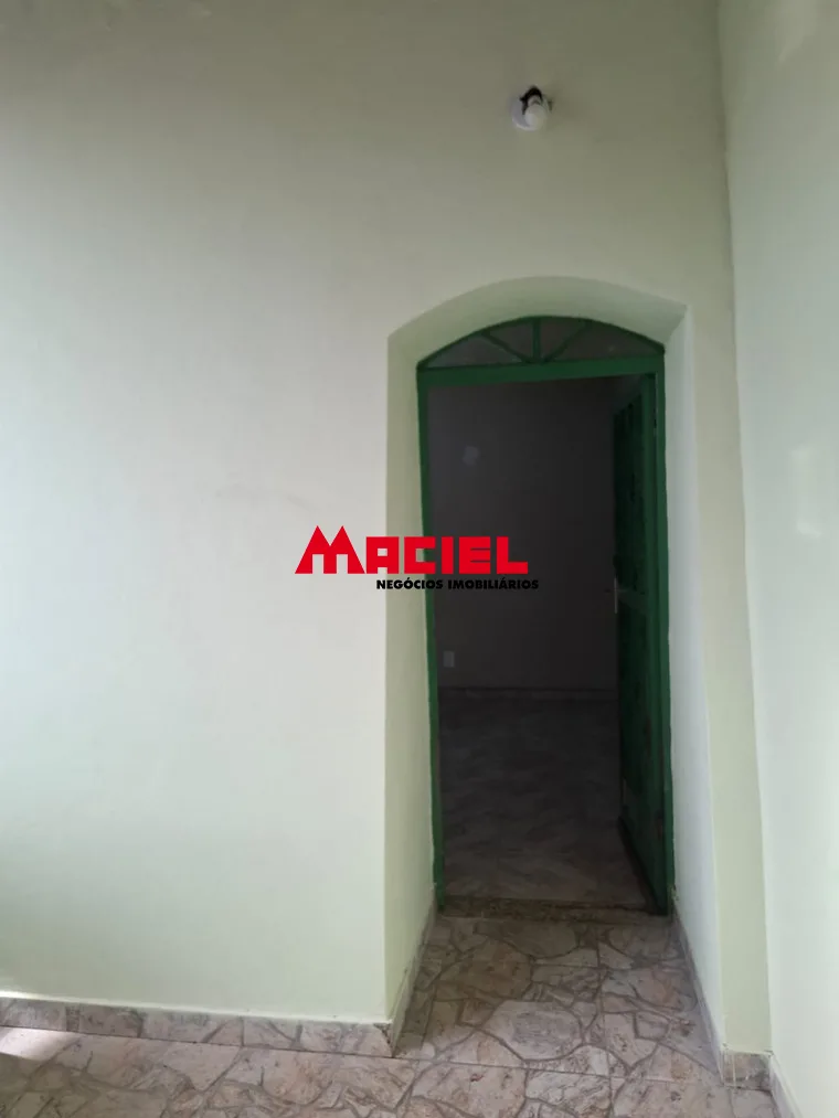 Alugar Casa / Padr&atilde;o em S&atilde;o Jos&eacute; dos Campos R$ 3.500,00 - Foto 6