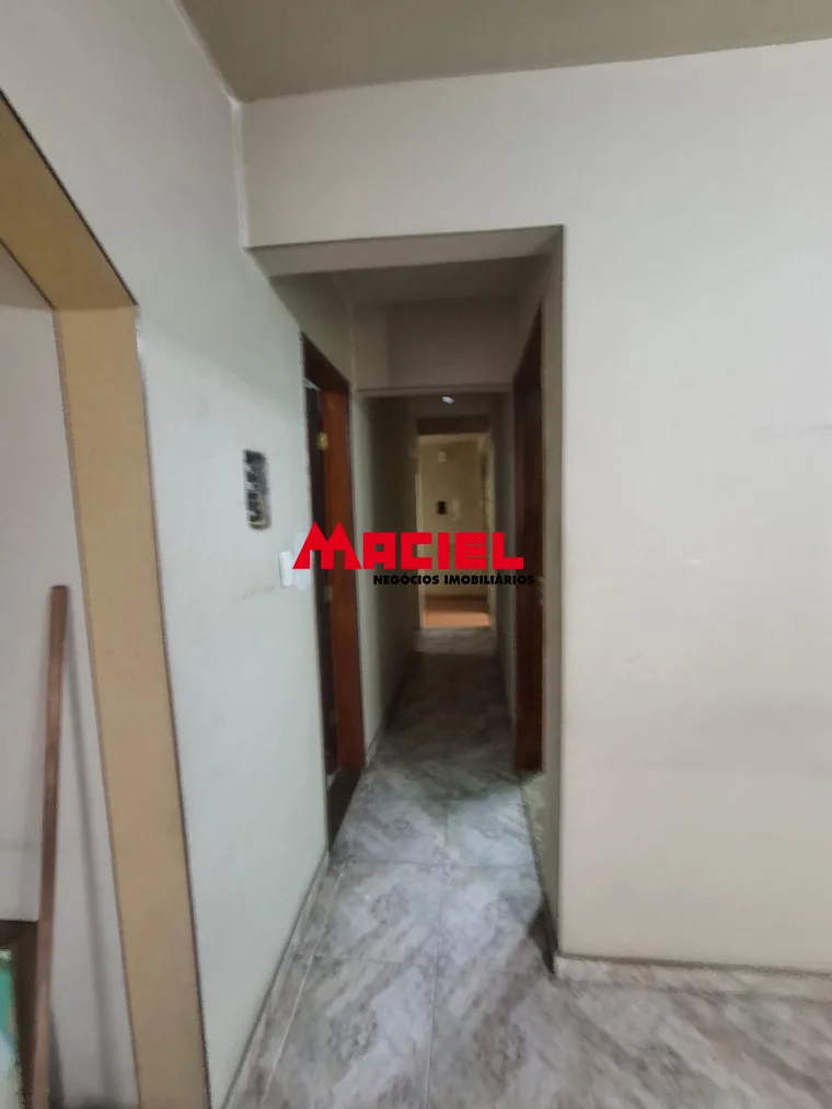 Alugar Casa / Padr&atilde;o em S&atilde;o Jos&eacute; dos Campos R$ 3.500,00 - Foto 13