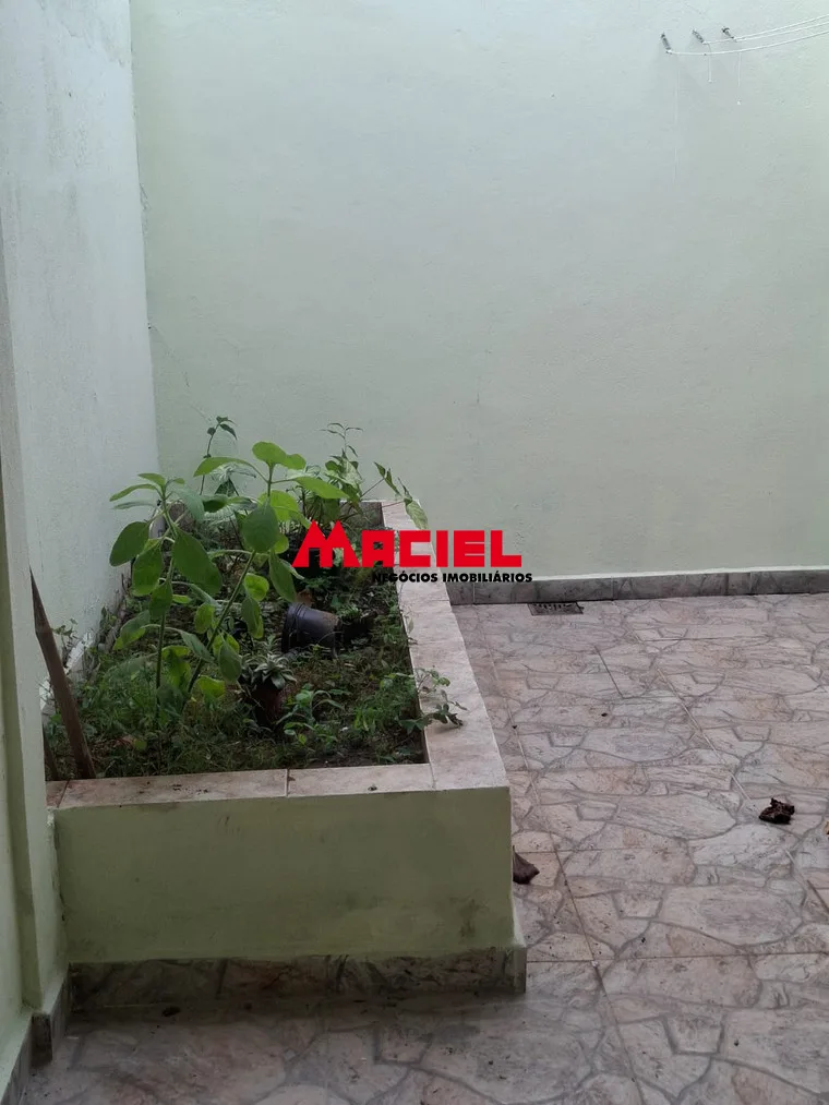 Alugar Casa / Padr&atilde;o em S&atilde;o Jos&eacute; dos Campos R$ 3.500,00 - Foto 18