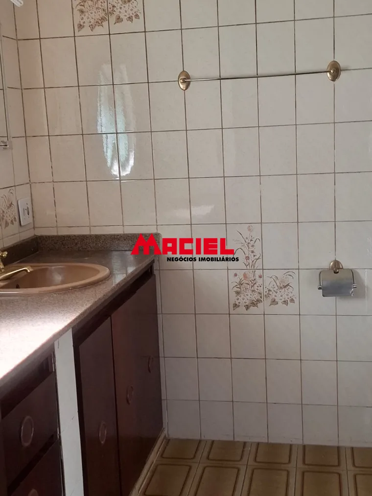 Alugar Casa / Padr&atilde;o em S&atilde;o Jos&eacute; dos Campos R$ 3.500,00 - Foto 21