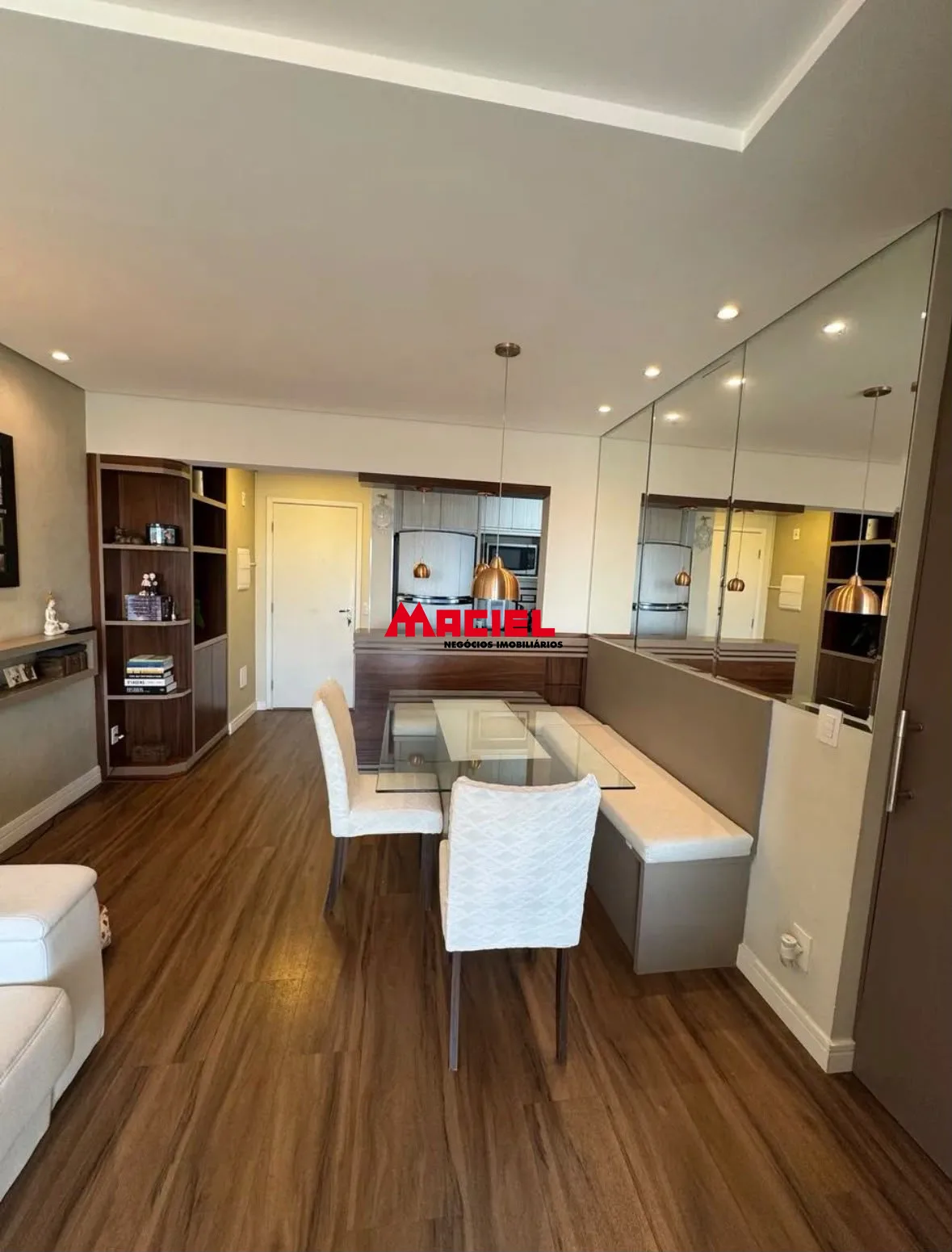 Comprar Apartamento / Padr&atilde;o em Jacare&iacute; R$ 585.000,00 - Foto 1