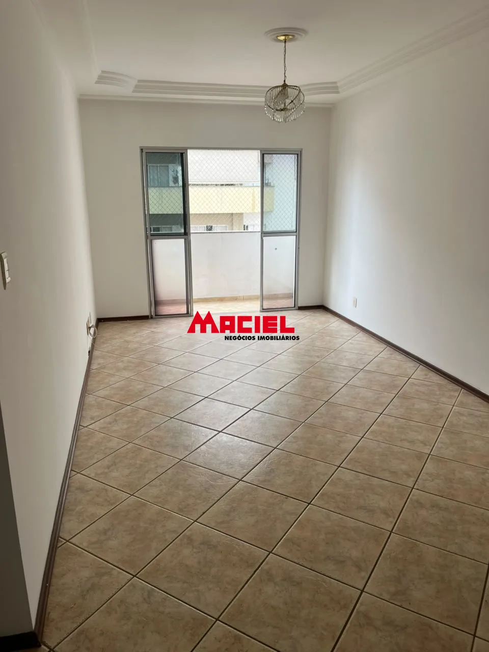 Alugar Apartamento / Padr&atilde;o em S&atilde;o Jos&eacute; dos Campos R$ 2.500,00 - Foto 4