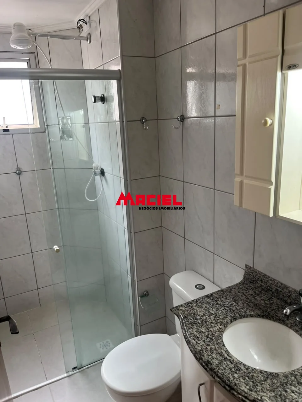 Alugar Apartamento / Padr&atilde;o em S&atilde;o Jos&eacute; dos Campos R$ 2.500,00 - Foto 8