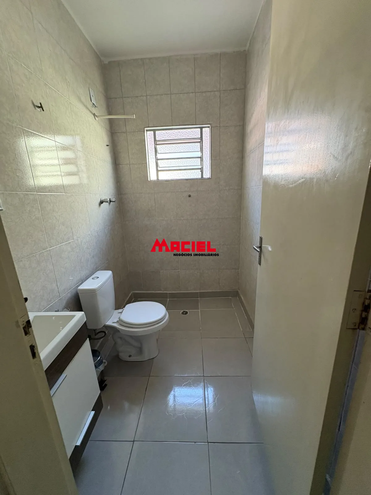 Alugar Casa / Padr&atilde;o em S&atilde;o Jos&eacute; dos Campos R$ 3.200,00 - Foto 7