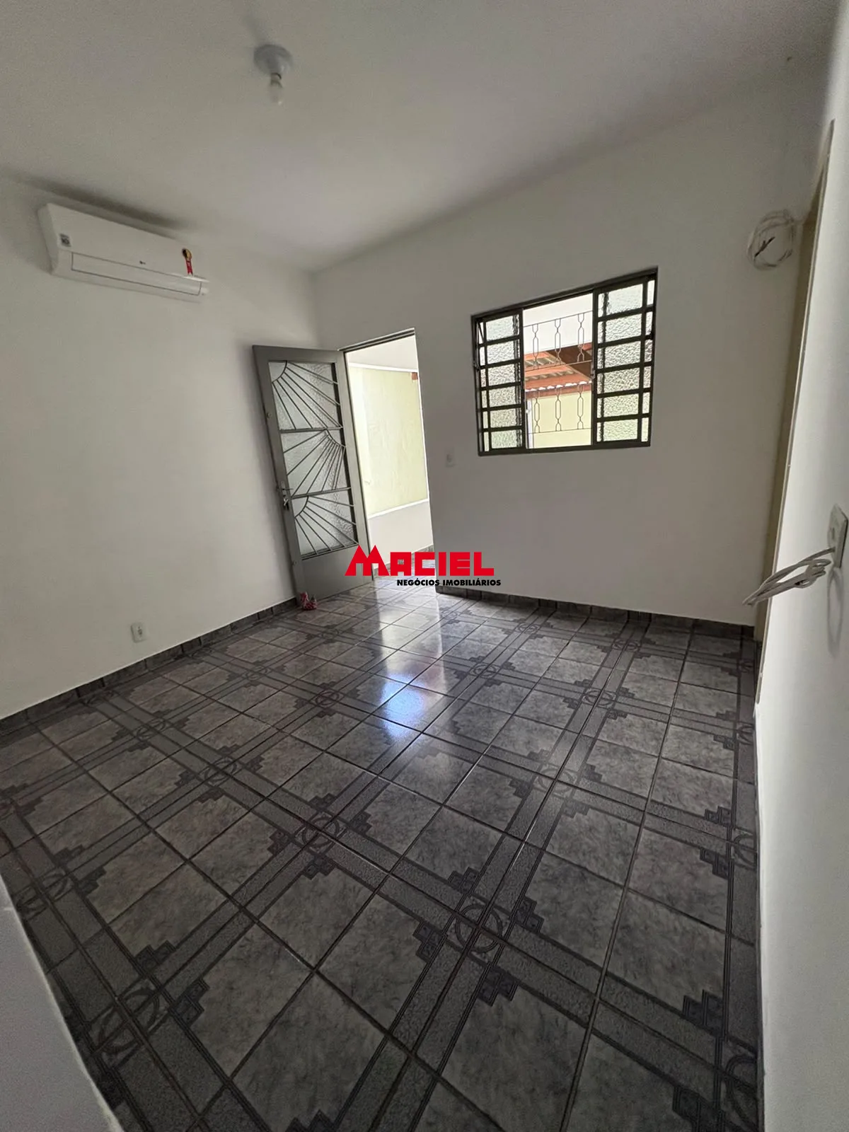 Alugar Casa / Padr&atilde;o em S&atilde;o Jos&eacute; dos Campos R$ 3.200,00 - Foto 8