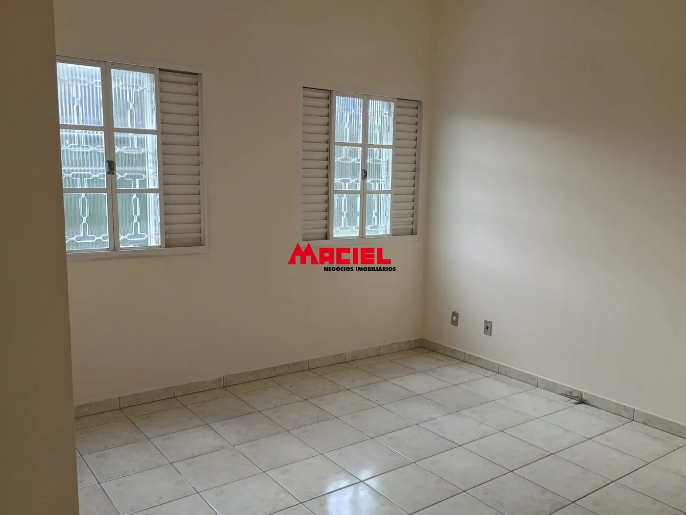 Alugar Comercial / Ponto Comercial em S&atilde;o Jos&eacute; dos Campos R$ 3.300,00 - Foto 7