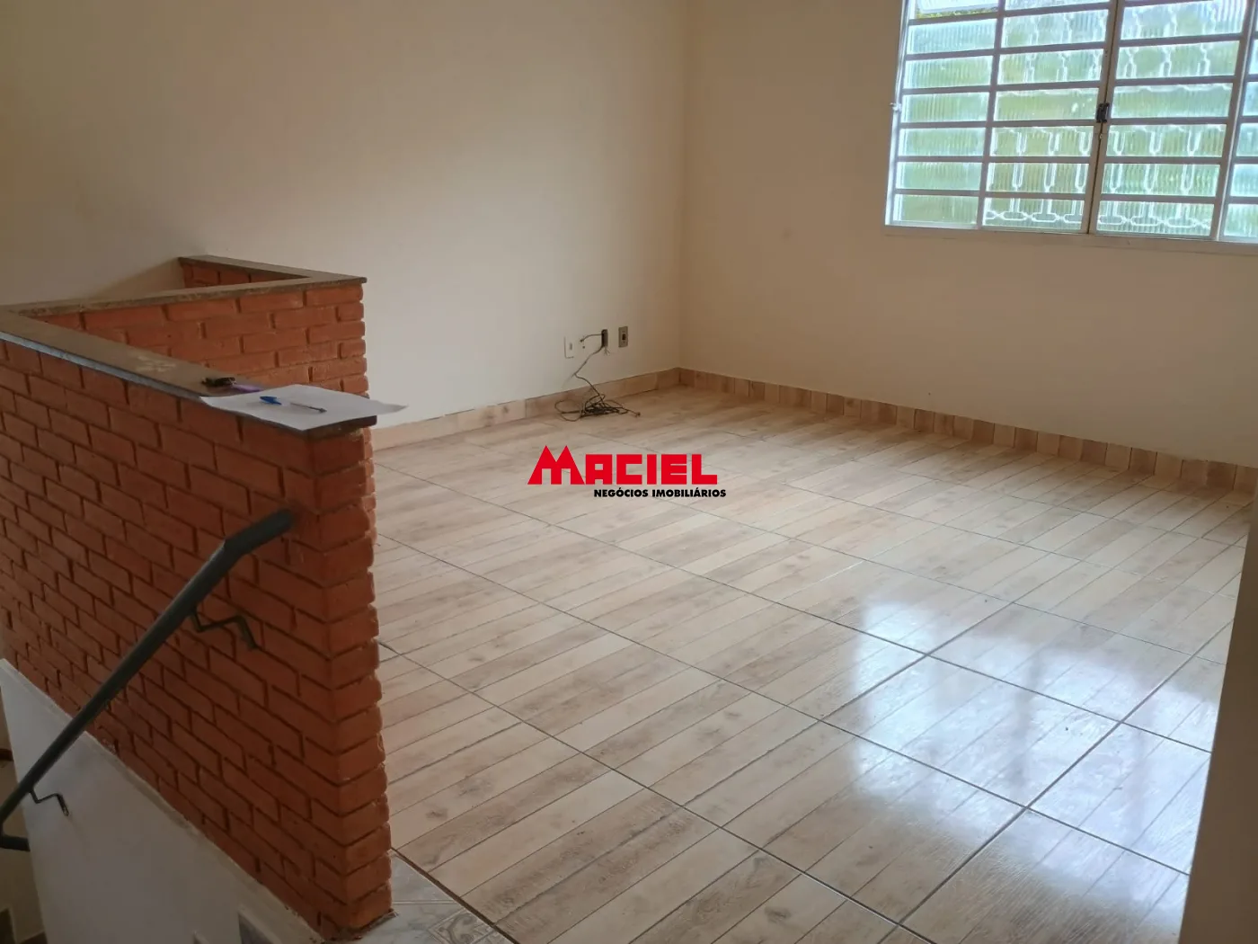 Alugar Comercial / Ponto Comercial em S&atilde;o Jos&eacute; dos Campos R$ 3.300,00 - Foto 16