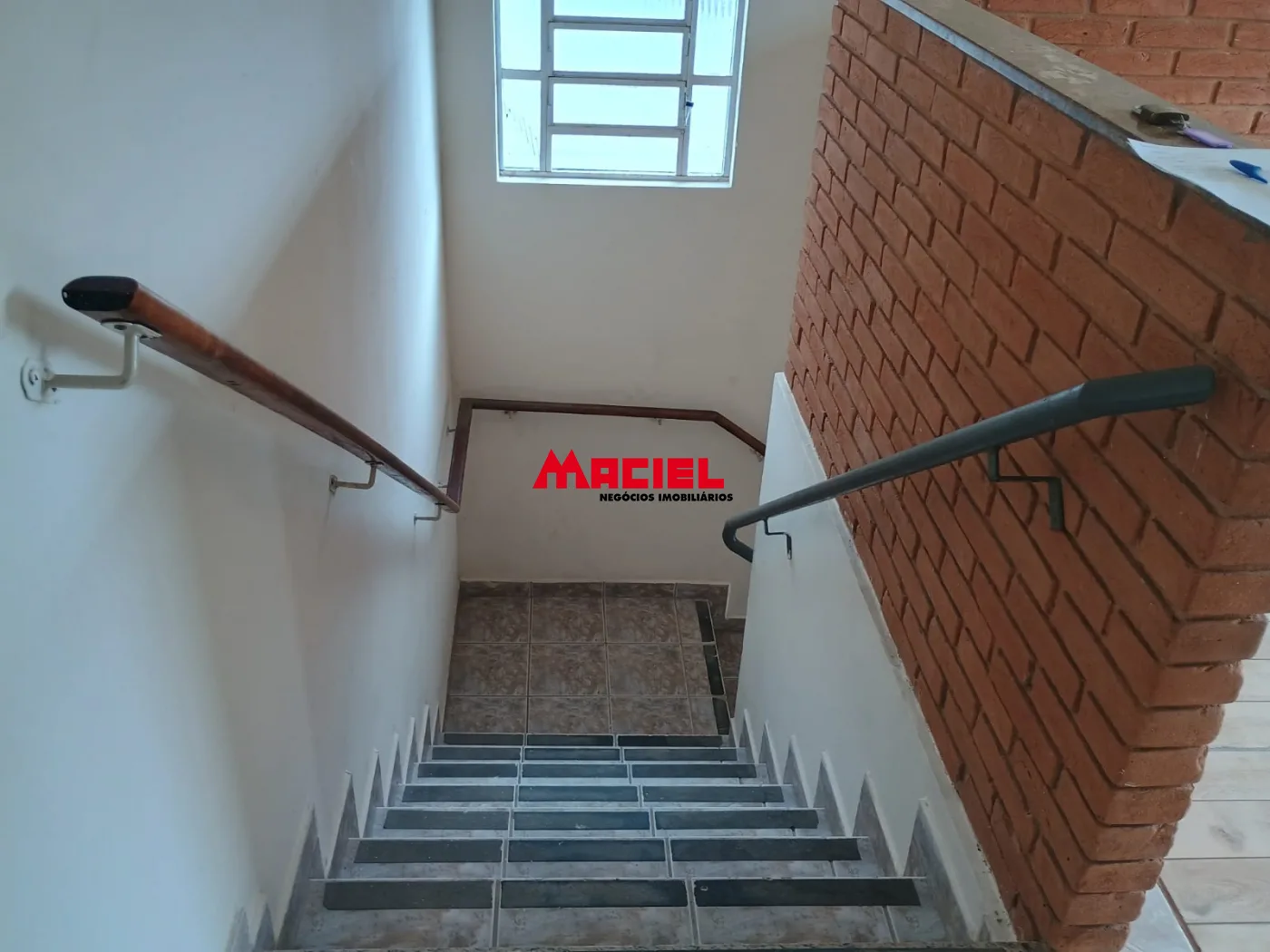 Alugar Comercial / Ponto Comercial em S&atilde;o Jos&eacute; dos Campos R$ 3.300,00 - Foto 19