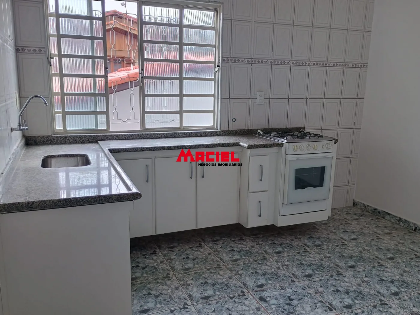 Alugar Comercial / Ponto Comercial em S&atilde;o Jos&eacute; dos Campos R$ 3.300,00 - Foto 25