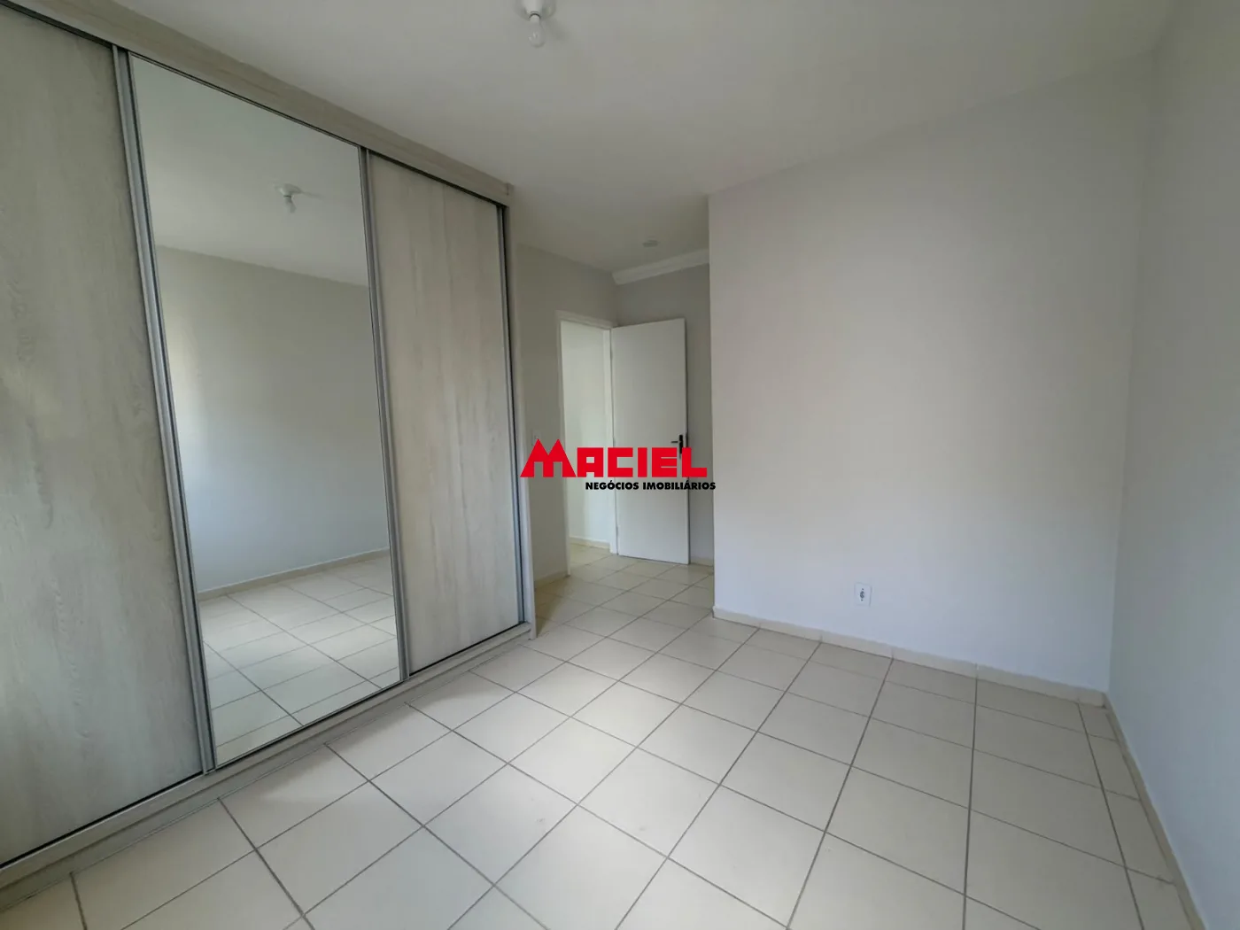 Comprar Apartamento / Padr&atilde;o em S&atilde;o Jos&eacute; dos Campos R$ 270.000,00 - Foto 5
