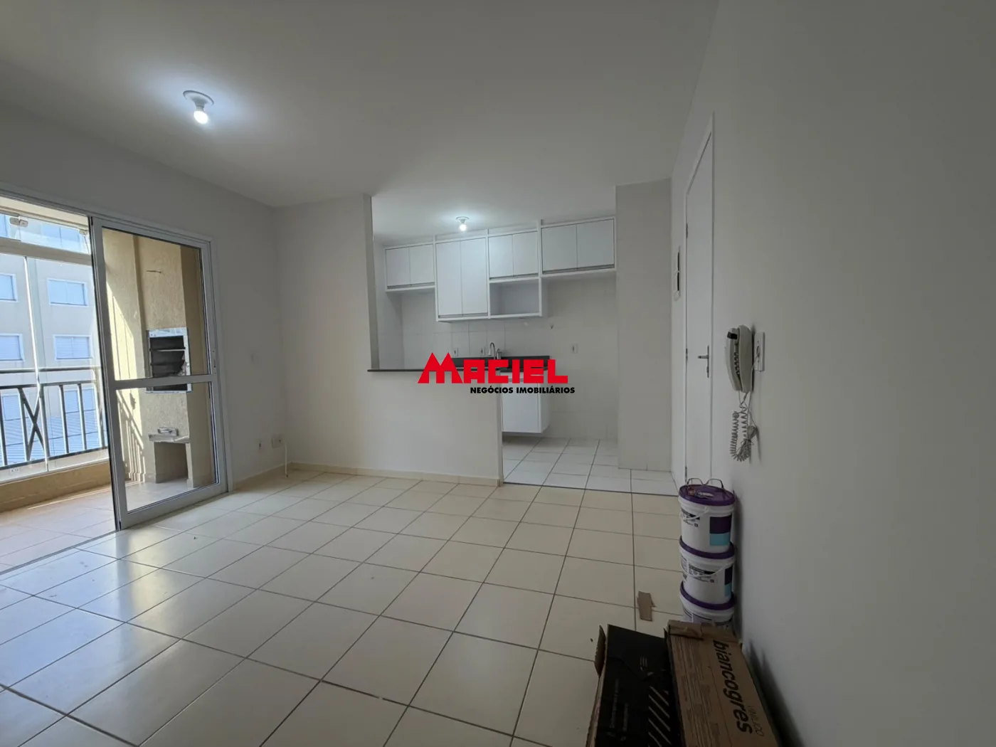 Comprar Apartamento / Padr&atilde;o em S&atilde;o Jos&eacute; dos Campos R$ 270.000,00 - Foto 2