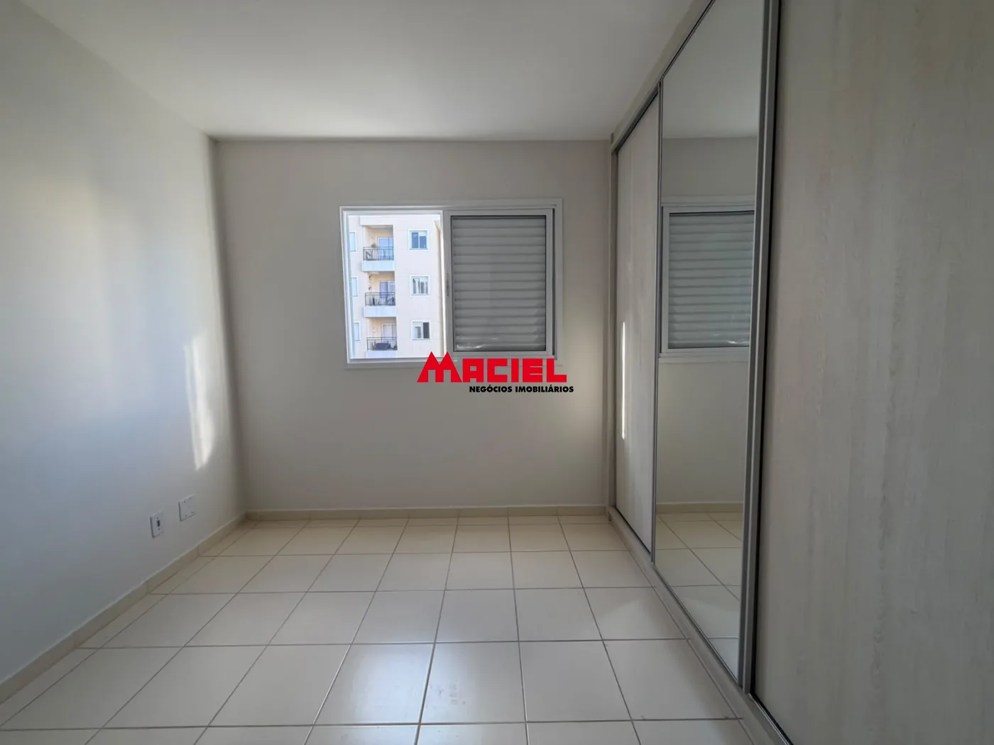 Comprar Apartamento / Padr&atilde;o em S&atilde;o Jos&eacute; dos Campos R$ 270.000,00 - Foto 12