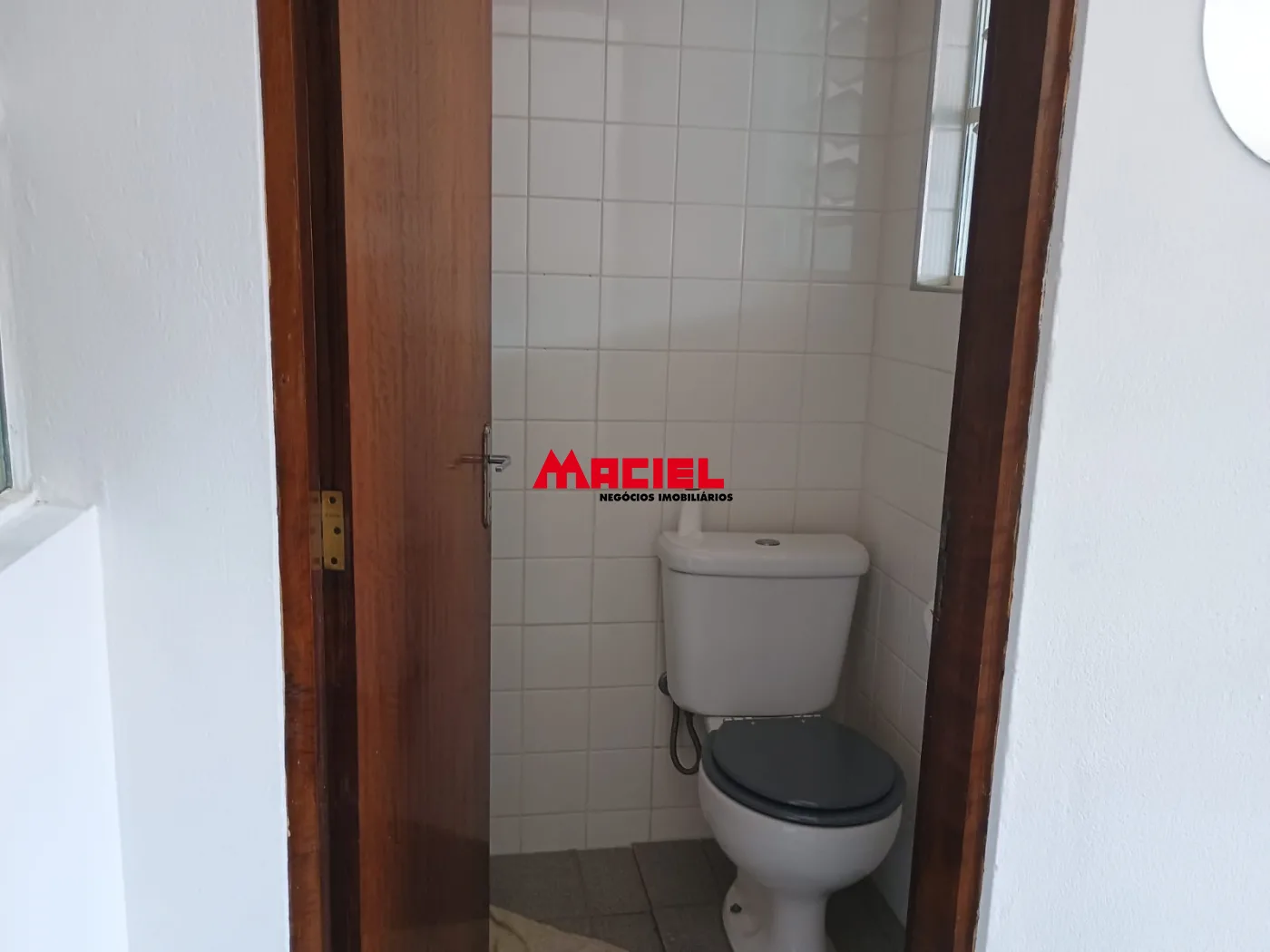 Alugar Apartamento / Kitchnet em S&atilde;o Jos&eacute; dos Campos R$ 1.500,00 - Foto 5