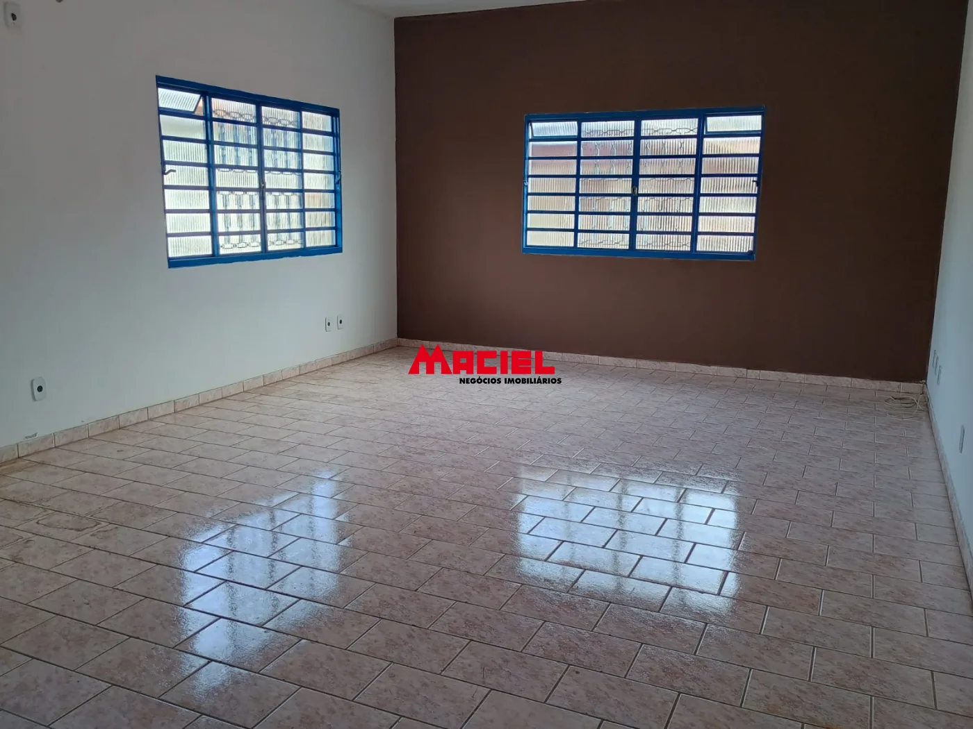 Alugar Comercial / Sala em S&atilde;o Jos&eacute; dos Campos R$ 1.000,00 - Foto 3