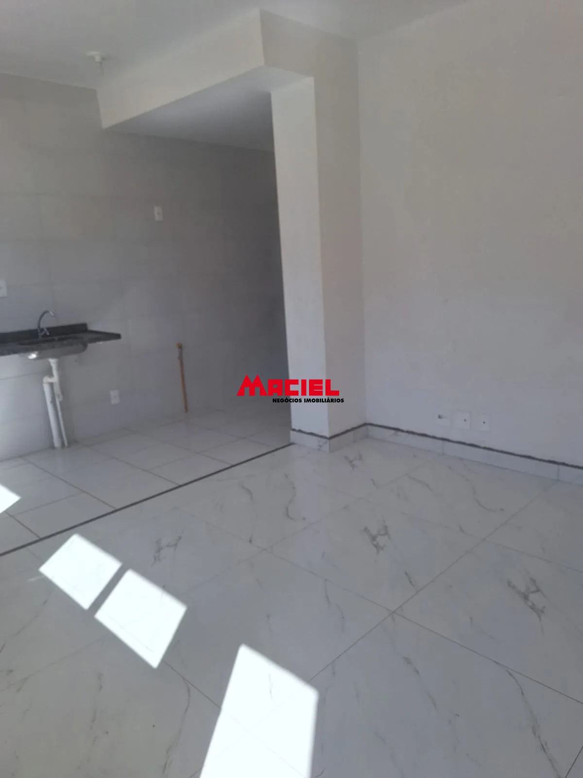 Alugar Casa / Condom&iacute;nio em S&atilde;o Jos&eacute; dos Campos R$ 1.700,00 - Foto 8