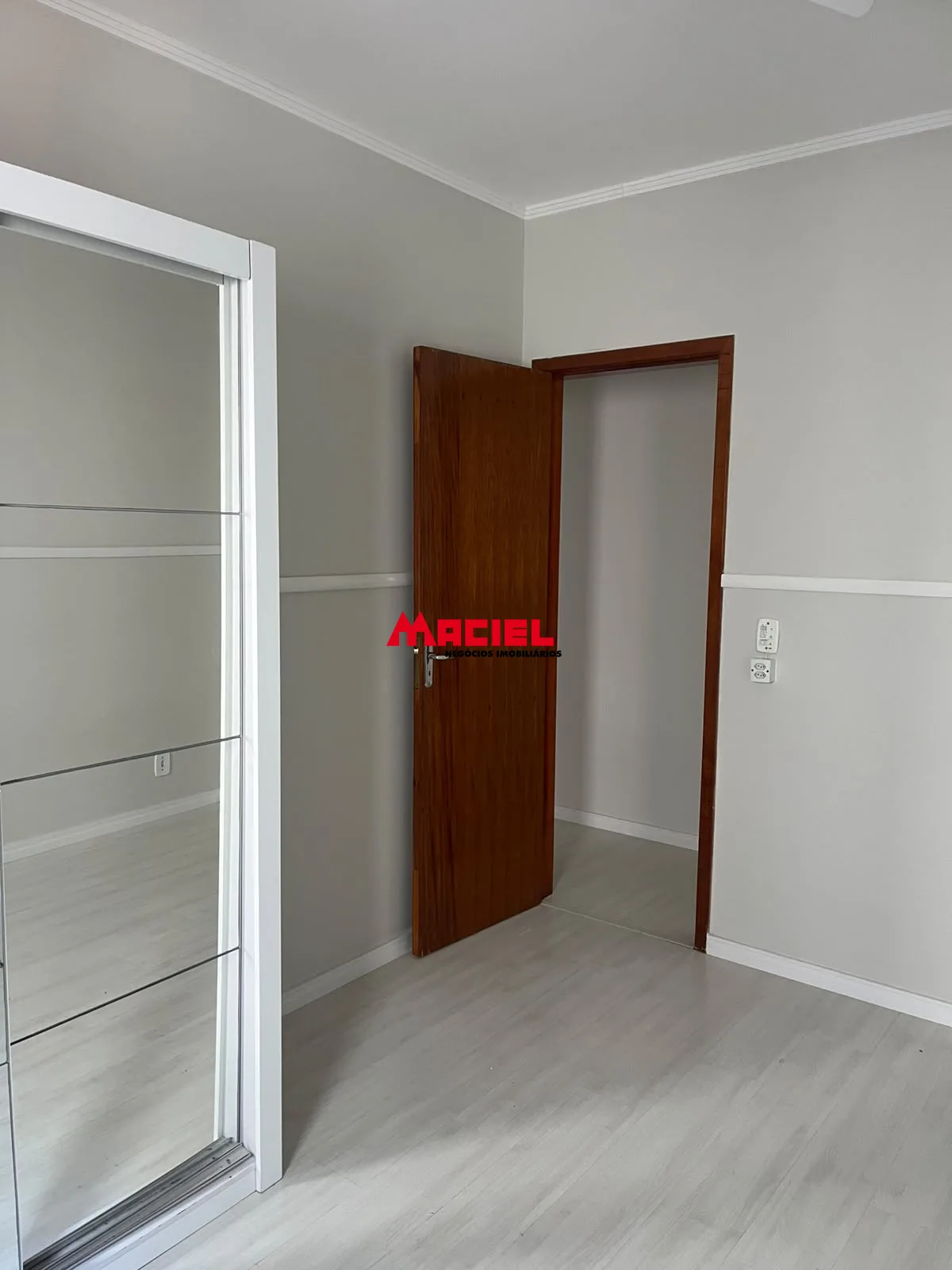 Comprar Apartamento / Padr&atilde;o em Taubat&eacute; R$ 265.000,00 - Foto 12