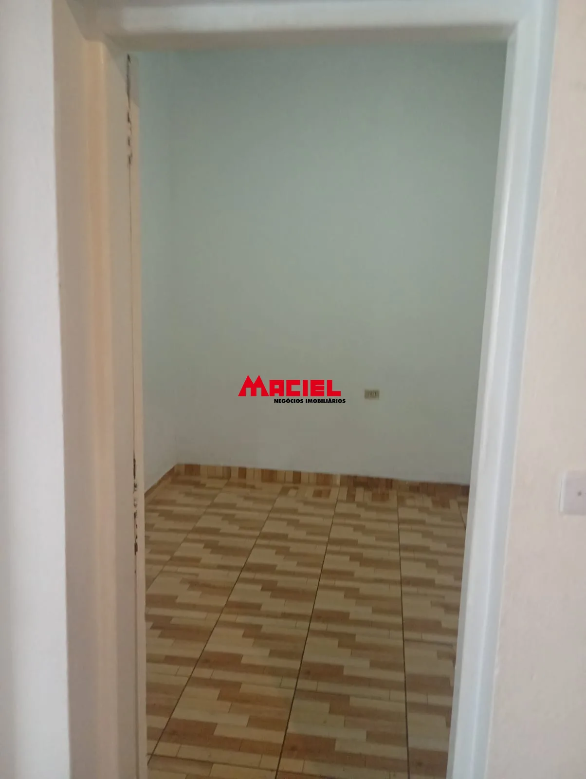 Alugar Casa / Padr&atilde;o em S&atilde;o Jos&eacute; dos Campos R$ 2.500,00 - Foto 8