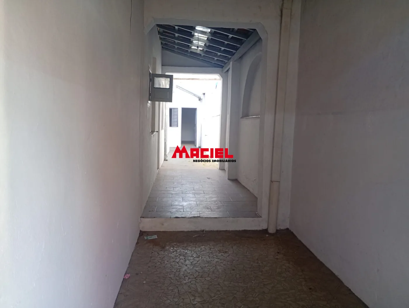 Alugar Casa / Padr&atilde;o em S&atilde;o Jos&eacute; dos Campos R$ 2.500,00 - Foto 10