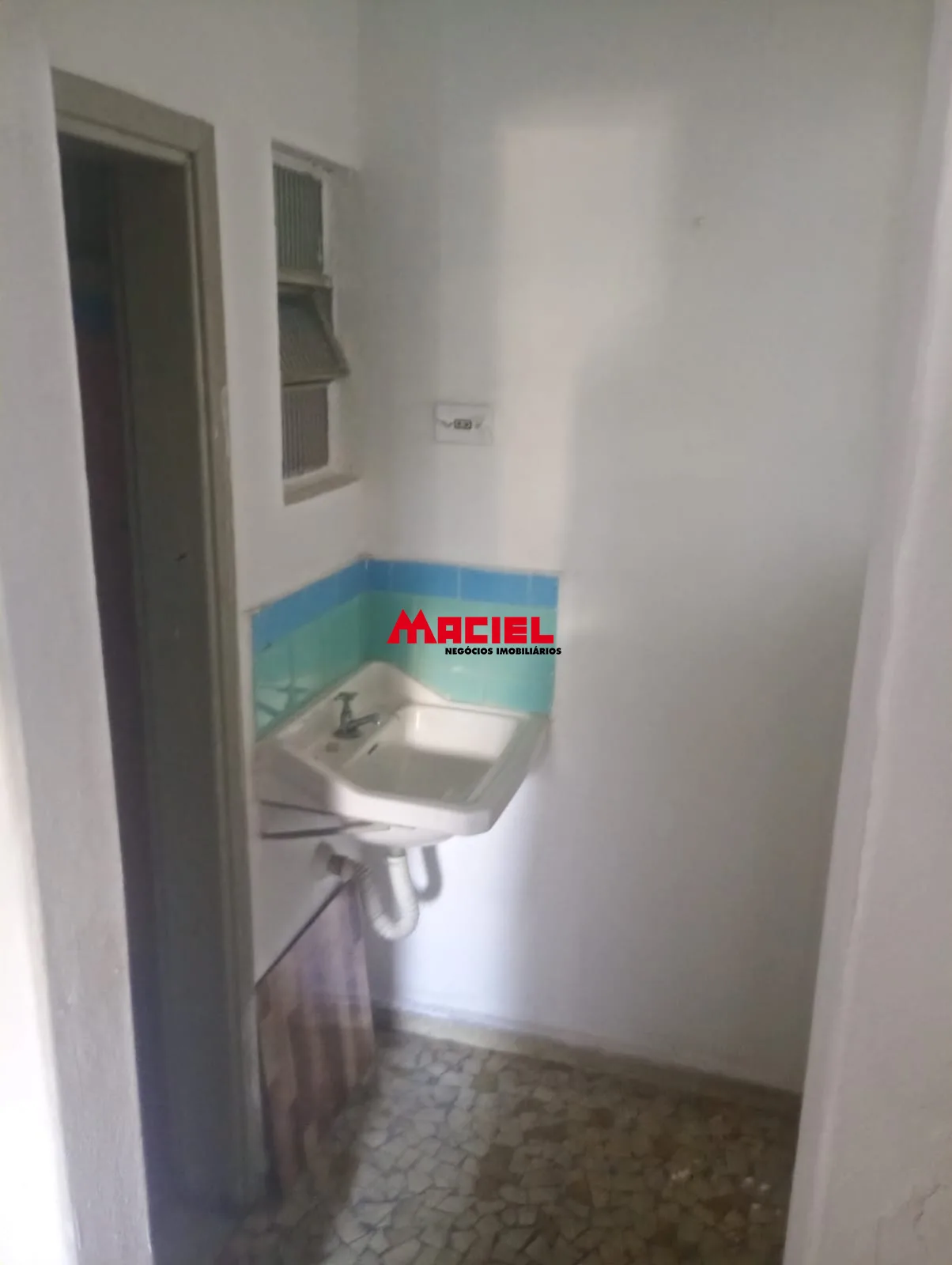 Alugar Casa / Padr&atilde;o em S&atilde;o Jos&eacute; dos Campos R$ 2.500,00 - Foto 9