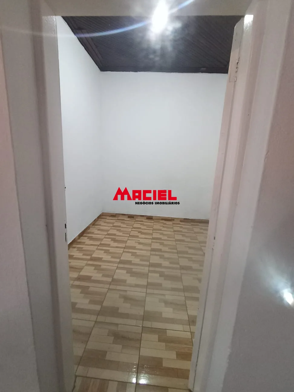 Alugar Casa / Padr&atilde;o em S&atilde;o Jos&eacute; dos Campos R$ 2.500,00 - Foto 12
