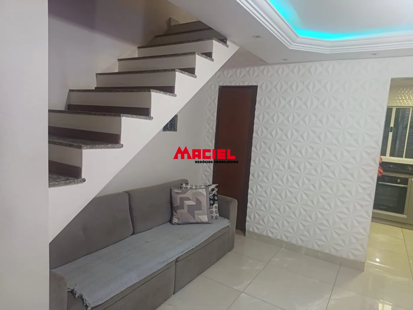 Comprar Casa / Sobrado em S&atilde;o Jos&eacute; dos Campos R$ 490.000,00 - Foto 2