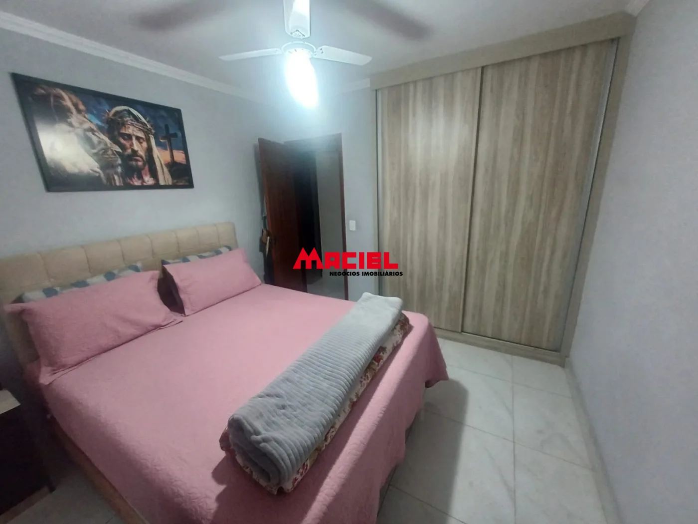 Comprar Casa / Sobrado em S&atilde;o Jos&eacute; dos Campos R$ 490.000,00 - Foto 3