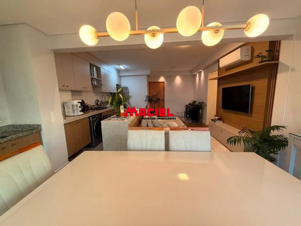 Comprar Apartamento / Padr&atilde;o em Jacare&iacute; R$ 851.000,00 - Foto 4
