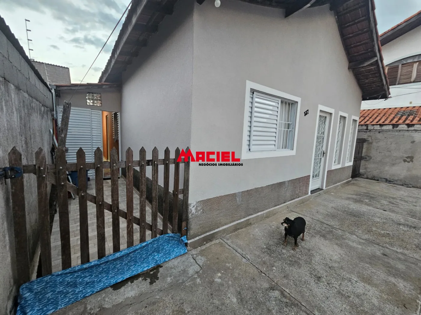Comprar Casa / Padr&atilde;o em S&atilde;o Jos&eacute; dos Campos R$ 649.000,00 - Foto 4
