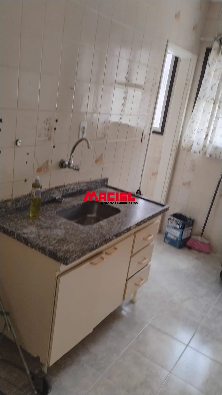 Comprar Apartamento / Padr&atilde;o em S&atilde;o Jos&eacute; dos Campos R$ 280.000,00 - Foto 3