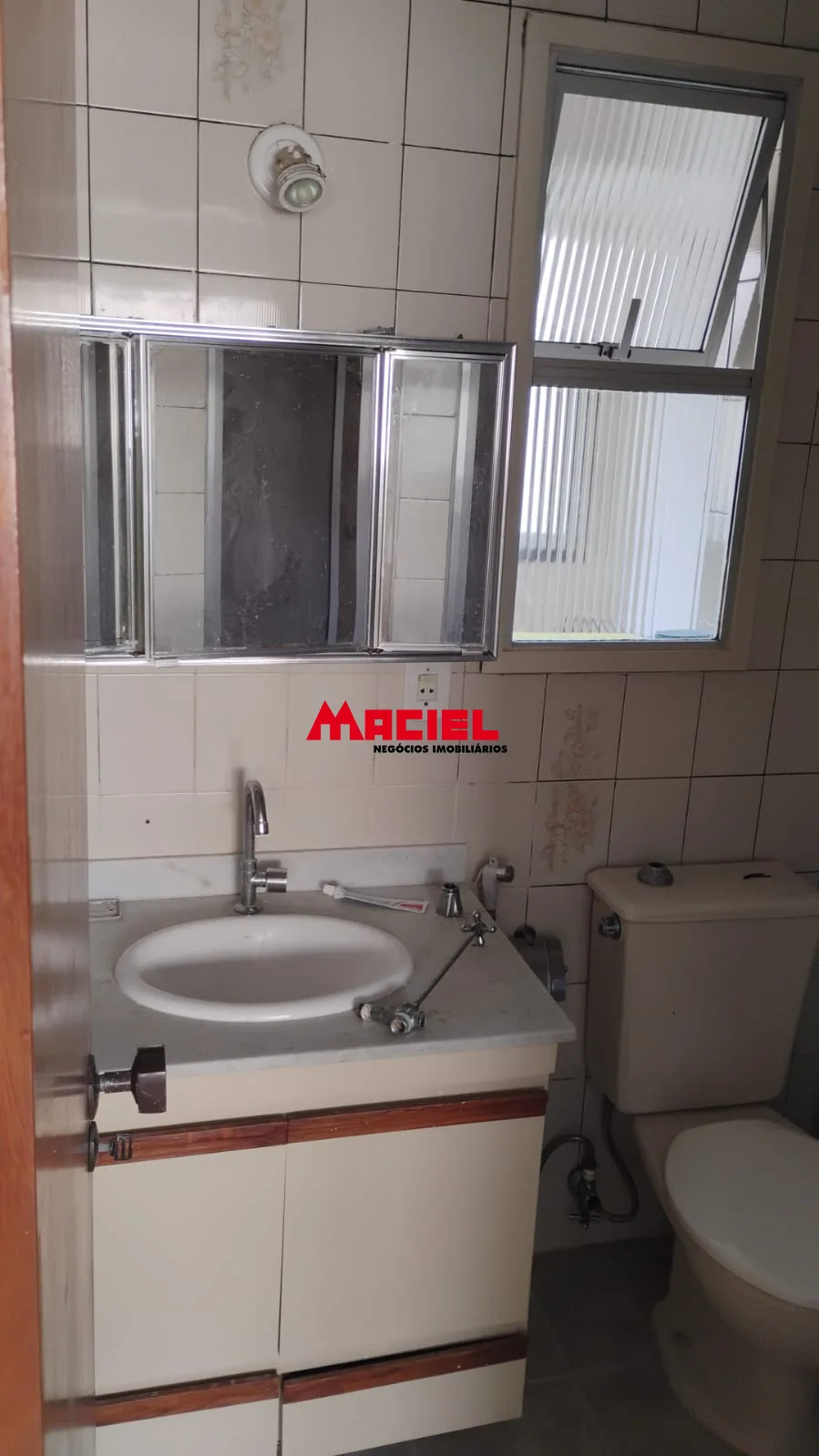 Comprar Apartamento / Padr&atilde;o em S&atilde;o Jos&eacute; dos Campos R$ 280.000,00 - Foto 10