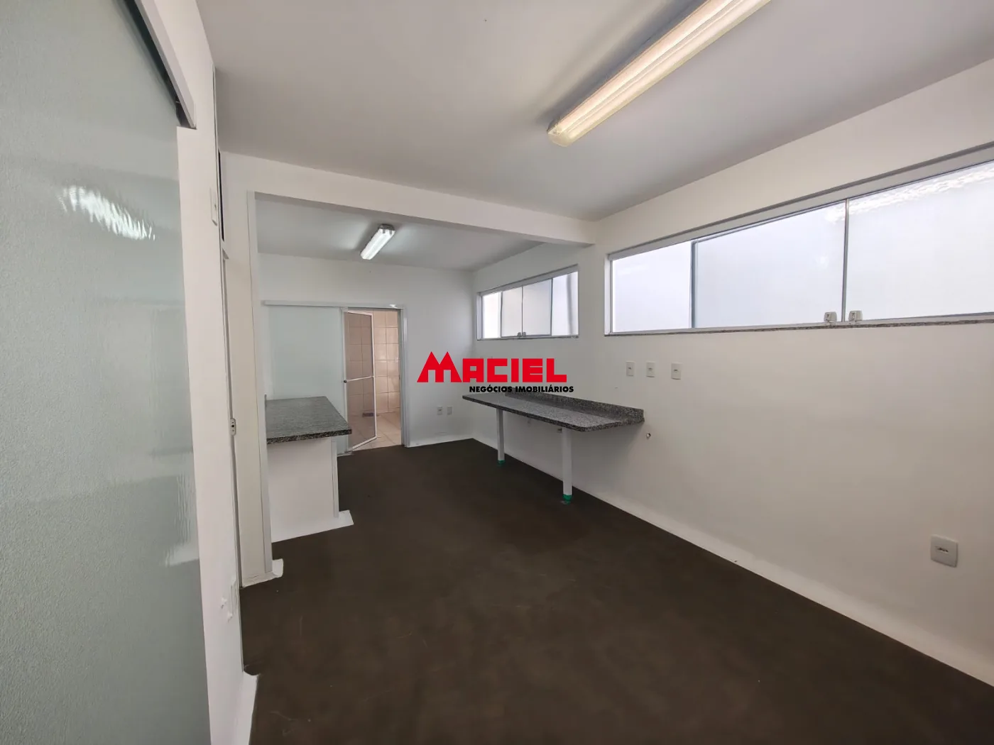 Comprar Comercial / Ponto Comercial em S&atilde;o Jos&eacute; dos Campos R$ 330.000,00 - Foto 12