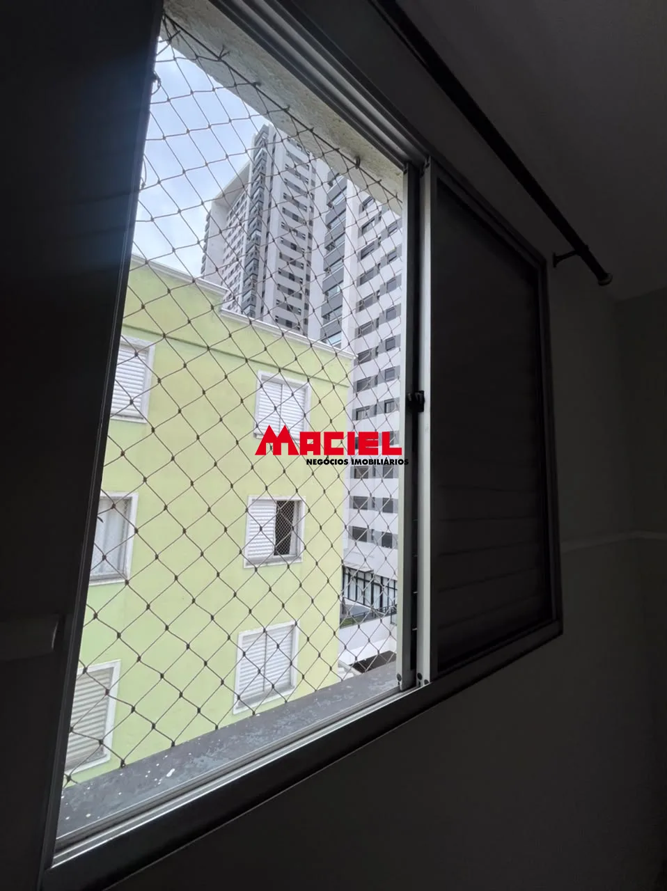 Comprar Apartamento / Padr&atilde;o em S&atilde;o Jos&eacute; dos Campos R$ 370.000,00 - Foto 9
