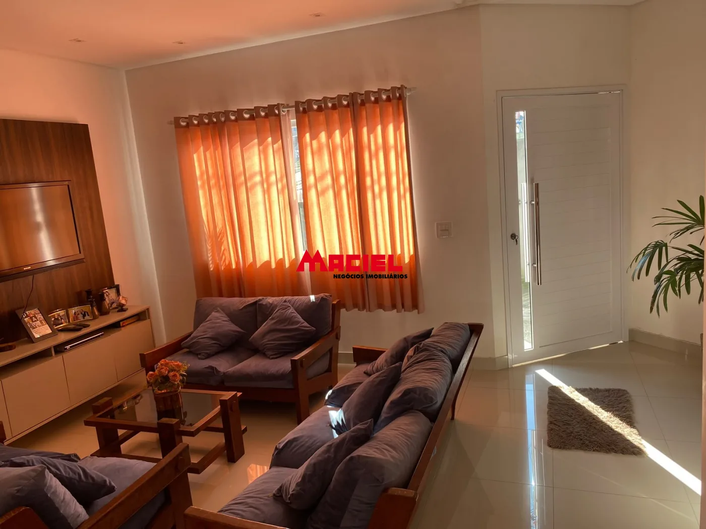 Comprar Casa / Padr&atilde;o em Jacare&iacute; R$ 530.000,00 - Foto 3