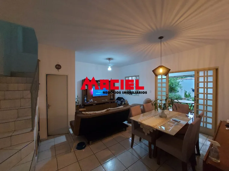 Comprar Casa / Padr&atilde;o em Taubat&eacute; R$ 550.000,00 - Foto 2