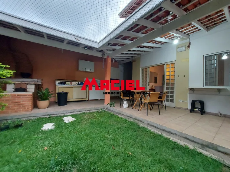 Comprar Casa / Padr&atilde;o em Taubat&eacute; R$ 550.000,00 - Foto 14
